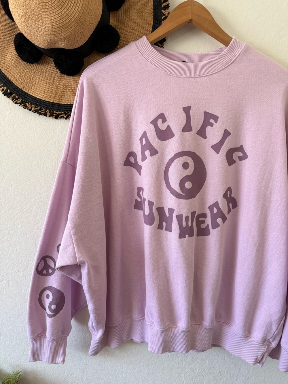 Pacsun Pacific Sunwear Lavender Purple Oversized Yin & Yang Graphic Sweatshirt - Picture 3 of 7